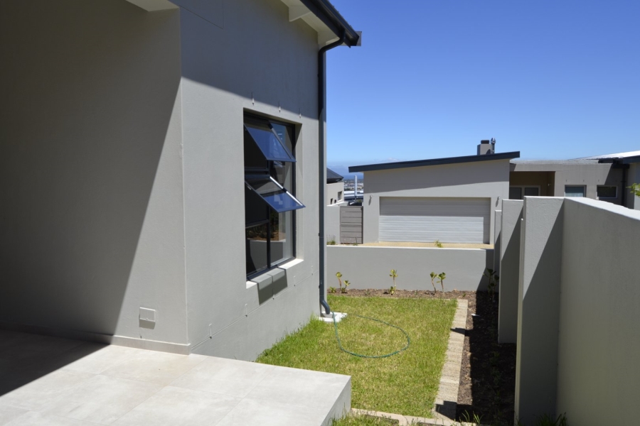 3 Bedroom Property for Sale in Fairhaven Country Estate Western Cape